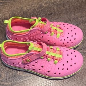 Stride Rite Made 2 Play Phibian Water Shoes size 3